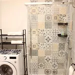 Hippocampus Apartment *