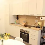 Hippocampus Apartment